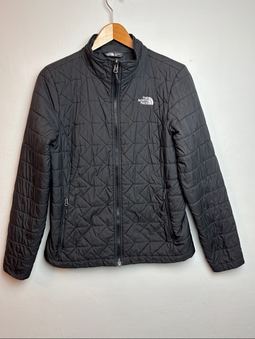 The North Face Bombay Jacket Woman’s Medium Black Light Insulated Quilted Puffer